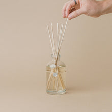Load image into Gallery viewer, Reed Diffuser-Red Currant