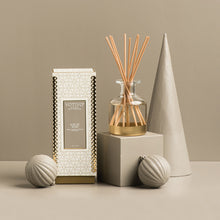 Load image into Gallery viewer, Holiday Reed Diffuser-Joie De Noel