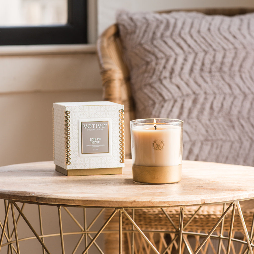Joie de Noel 10 oz. Holiday Candle
