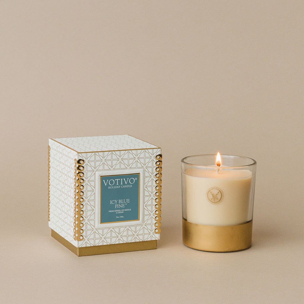 Icy Blue Pine 10 oz. Holiday Candle